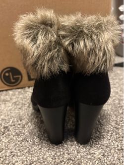 High heels with fur