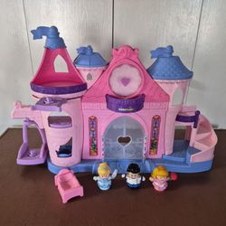 Fisher Price Little People Princess Magical Lights & Dancing Castle 