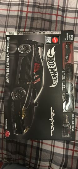 Hot Wheels Brick Shop Supra