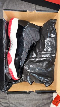 Air Jordan 11 Bred Size 10.5