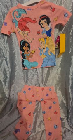 New $8 a set