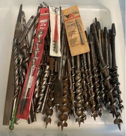 VINTAGE LOT OF ASSORTED AUGER BITS