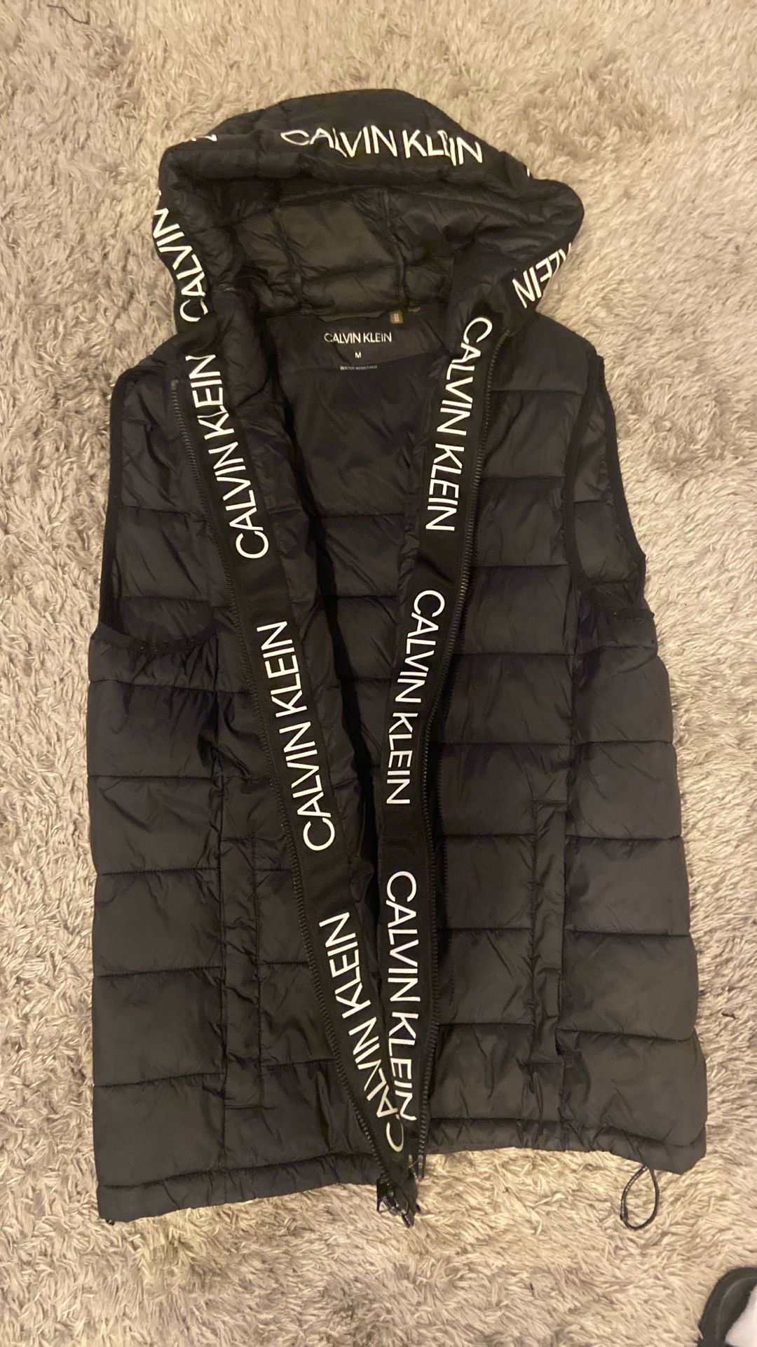 Calvin Klein Puffer Vest Size Medium