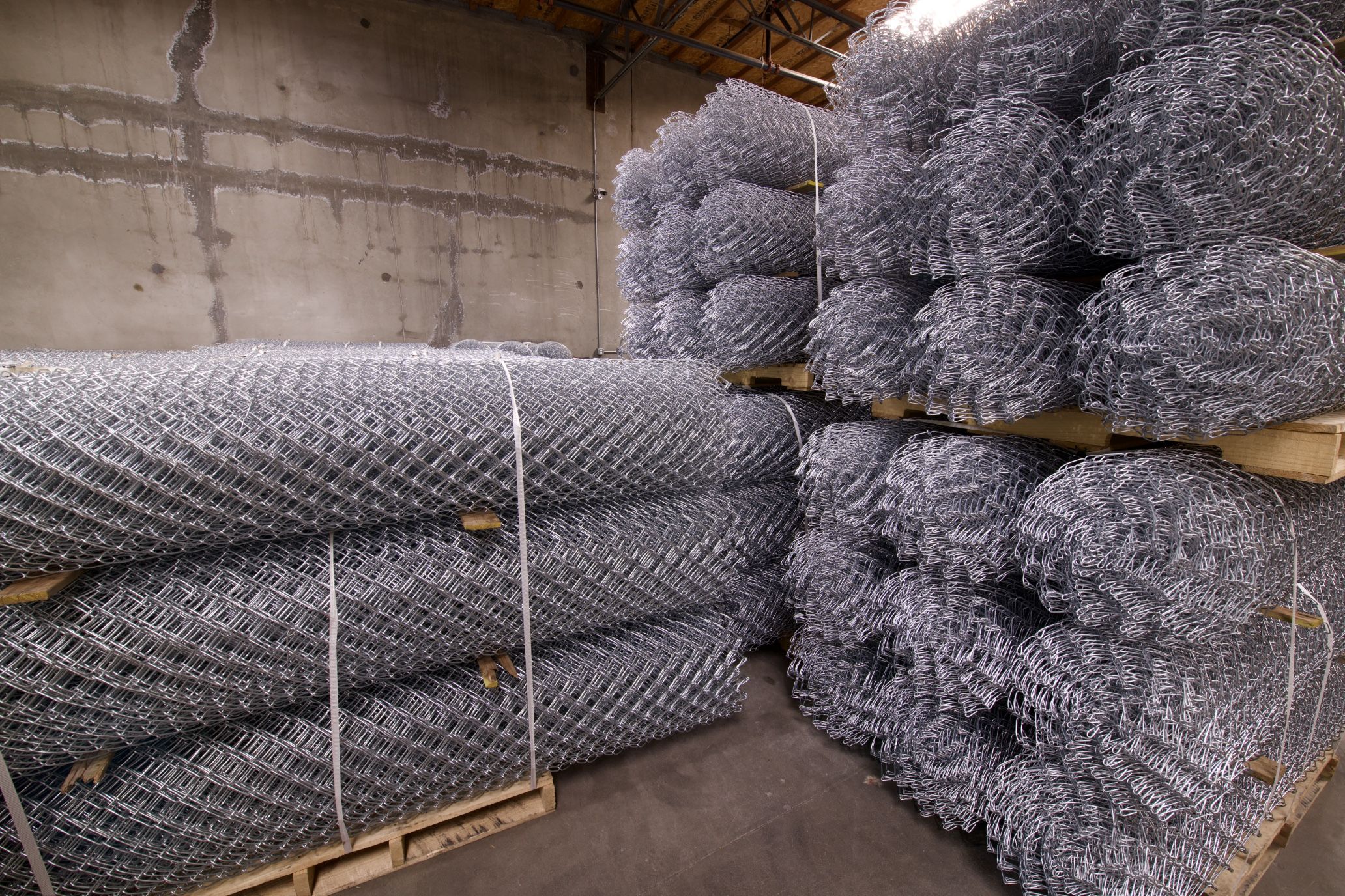 Chain Link Fence Roll 11.5GA 2” 1/4 Mesh size 6ft x 50ft New!