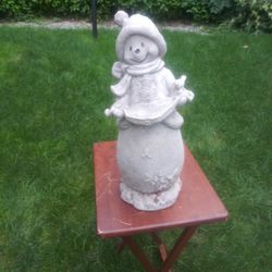 18-in Snowman Statue