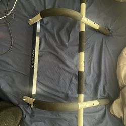 Doorway Pull up bar