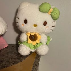 Hello Kitty Plushie 