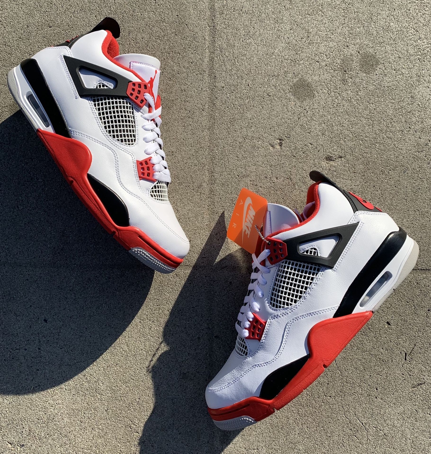 Jordan 4 Fire Red