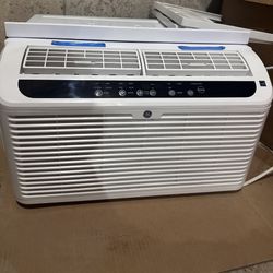 GE  Air Conditioner 