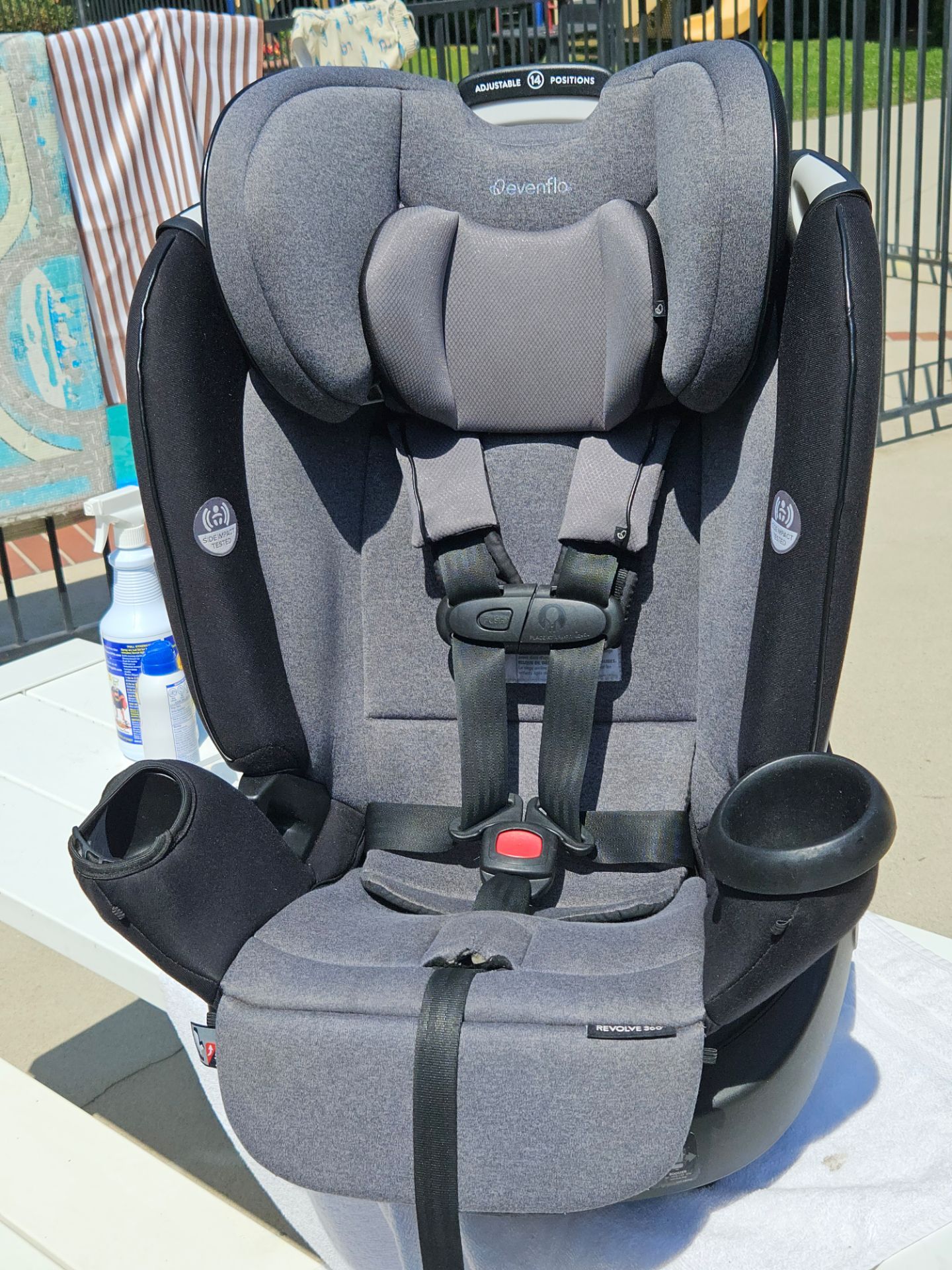 uppababy gwen vs emmett Changing Backpack Bassinet the reimagined UPPAbaby Vista Bike Helmets | Road, Color:Pop Star White