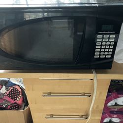 Microwave Oven 900 Watts 20th Street And Greenway Road