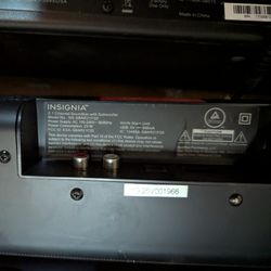 Insignia NS-SBAR21F20 Sound Bar With Wireless Subwoofer 