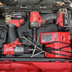M 18 Milwaukee Tool Set