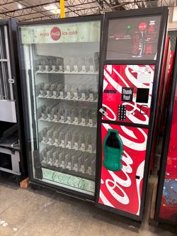 Dixie narco dn5000, glass front elevator drink machine