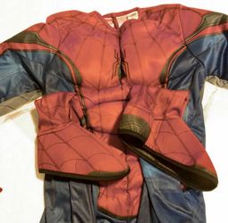 Spider-Man Super Hero Costume With Mask Size LG (size 9-11 Maybe 12) *Like New*