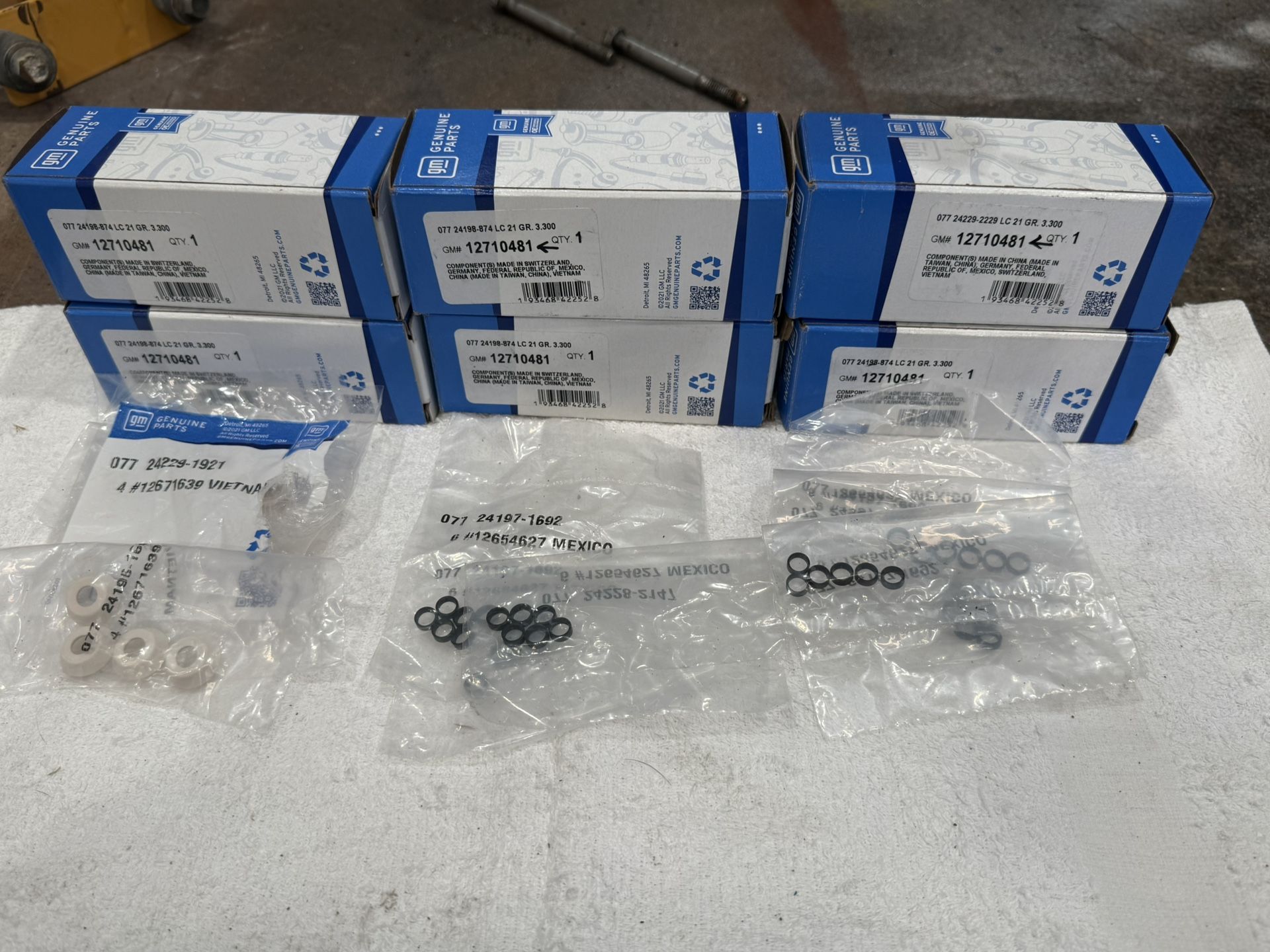 Fuel injector