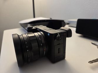 Sony A6700 +gimbal+atamos V+ 35mm F1.4