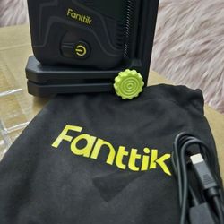 Fanttik D2 PLUS Laser Level, 100 ft Green Cross Line, 360° Magnetic Base ReChargeable