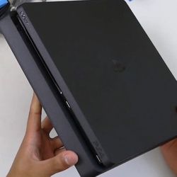 Slim Playstation 4 Console and Controller
