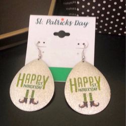 Cute St Patrick’s Day Earrings