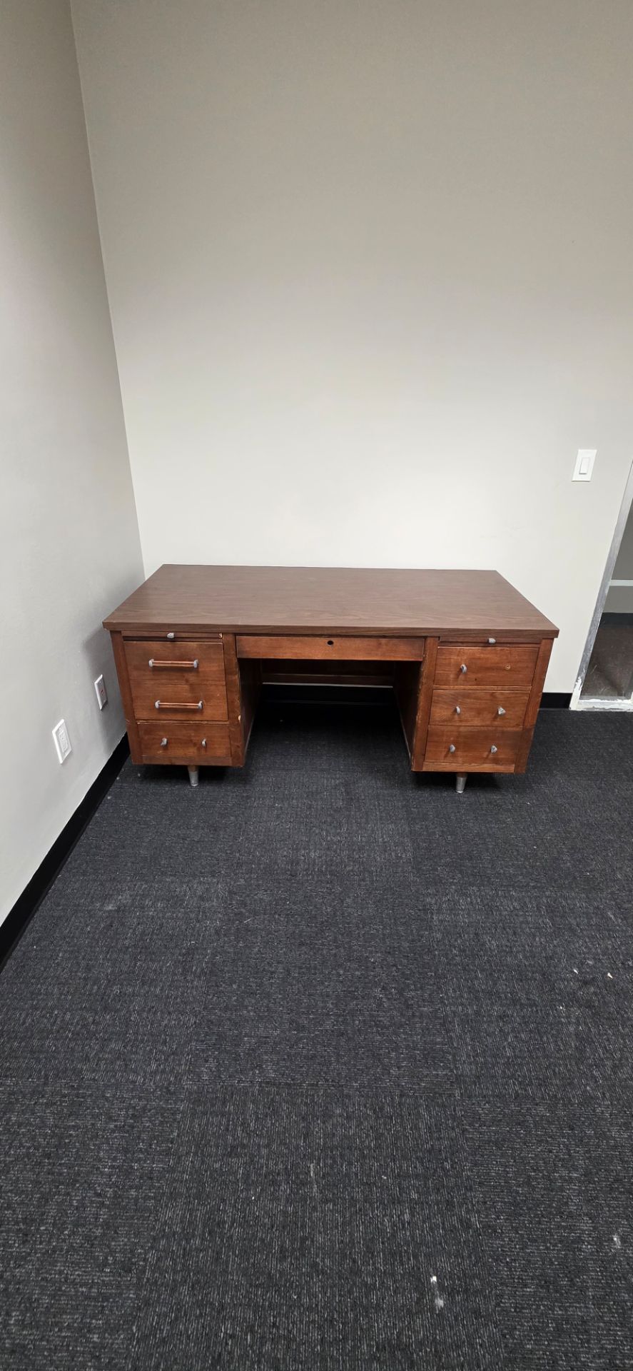 Free desks and office furniture