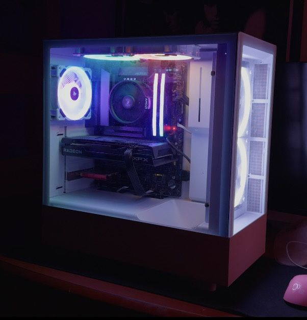 CUSTOM GAMING PC AND SETUP (PC,Monitor, Keyboard, Mouse)