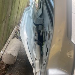 Sierra 1500 right passanger door