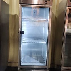 TRUE  T-23G comercial refrigerator.