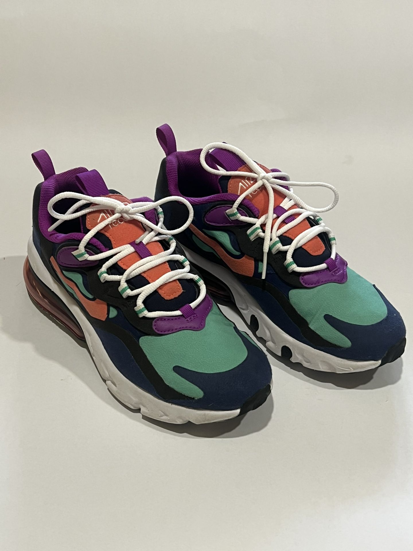 Sz 5Y Nike Air Max 270 React