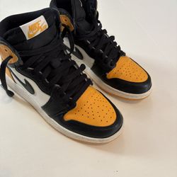 Nike Air Jordan 1 High Top Sneakers 