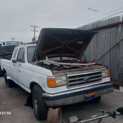 1991 Ford F150 For Parts 