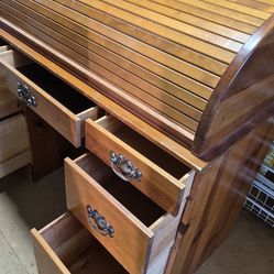 FREE Roll Top Desk 