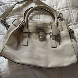 MK Purse 