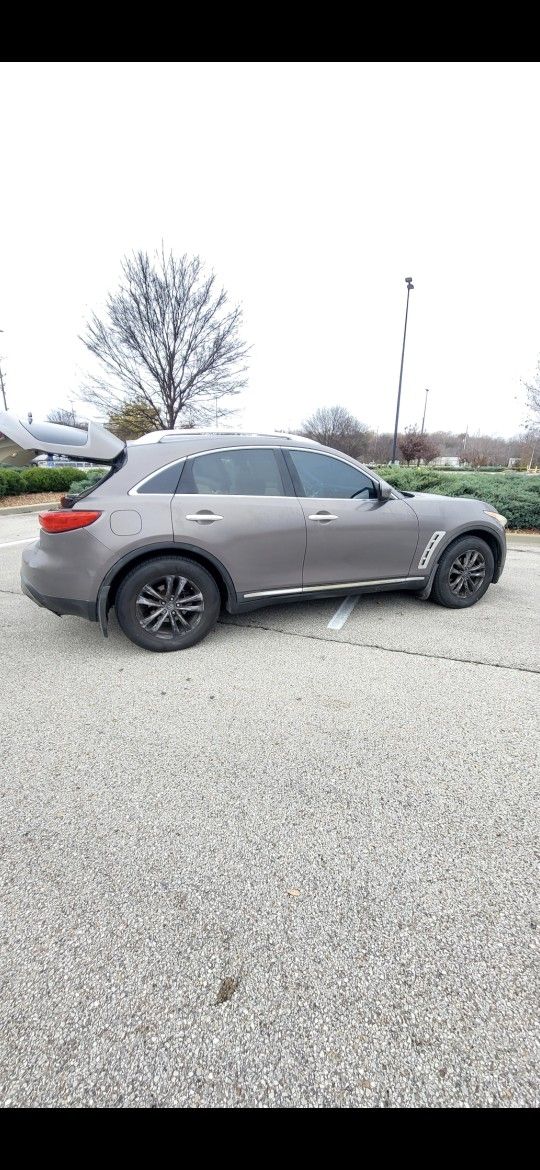 2009 Infiniti Fx35