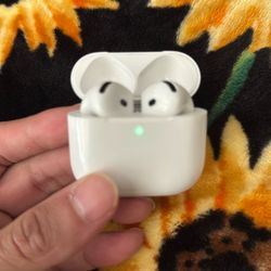 AirPod Gen 4