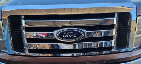 Ford F-150 grill