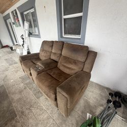 recliner sofa 