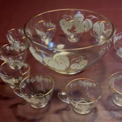 Anchor Hocking Grape Leaf Pattern Gold Trim 10" Punch Bowl Set  with 11 Cups