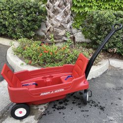 Radio Flyer Pathfinder Wagon