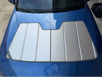 Covercraft Sunshade Heatshield UVS100 - 2016 Lexus RC