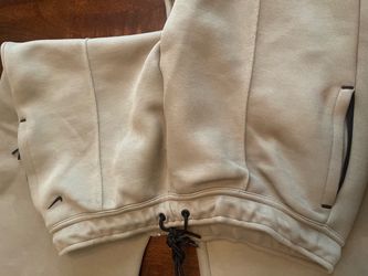 (L) Olive Green Nike Tech Fleece Sweatpants