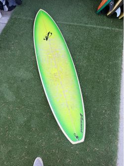 Vernor Surfboard 7’2ft