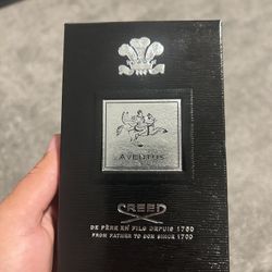 Creed Aventus Eau de Parfum Spray 100 ml/3.3 oz 