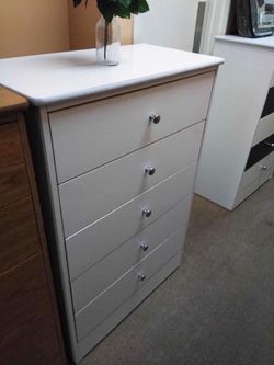 New Cajonera Blanca De 5 Cajones