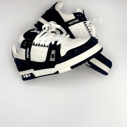 LV Monogram