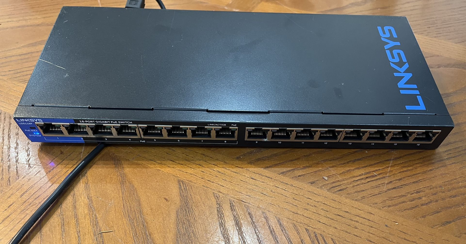 Linksys 16-port Desktop Gigabit Poe Switch with Power Adapter
