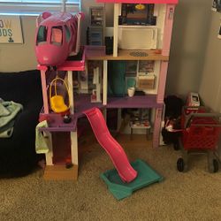 Barbie Dream House 