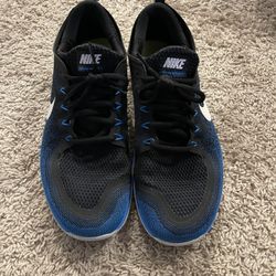 Men’s Nike Gym Athletic Running Shoes Size 10.5