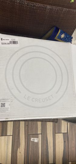 Le Creuset Signature Series in Box