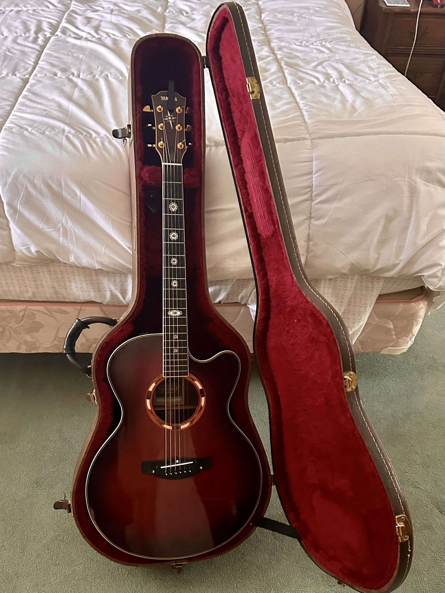 Yamaha Compass CPX 15 W Acoustic Electric Guitar 